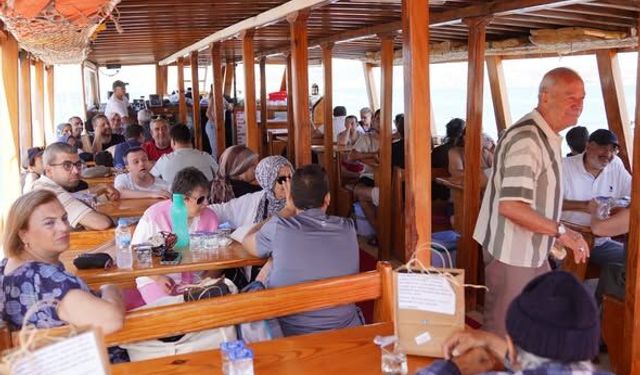 Ayvalık'ta Duygulandıran Babalar Günü Sürprizi! Özel Çocuklardan Anlamlı Hediye