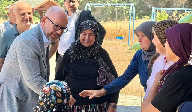 Serkan Sarı Dursunbey'de Vatandaşlarla Buluştu! Çınarköy ve Küçükler Mahallelerini Ziyaret Etti