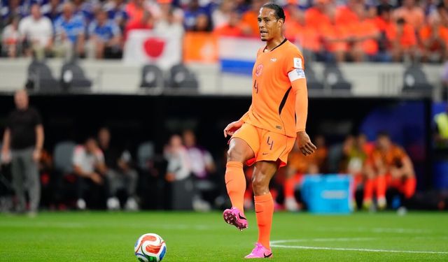 GOL! Hollanda Virgil van Dijk’ın Golüyle Japonya Karşısında Öne Geçti! 1-0