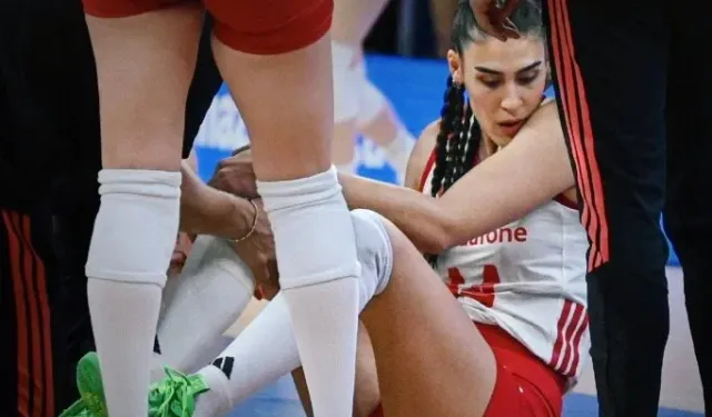 Karmen Aksoy Türkiye-Fransa Maçında Neden Yok, Sakat mı? Karmen Aksoy'un Sakatlığı Ne, Sezonu Kapattı mı?