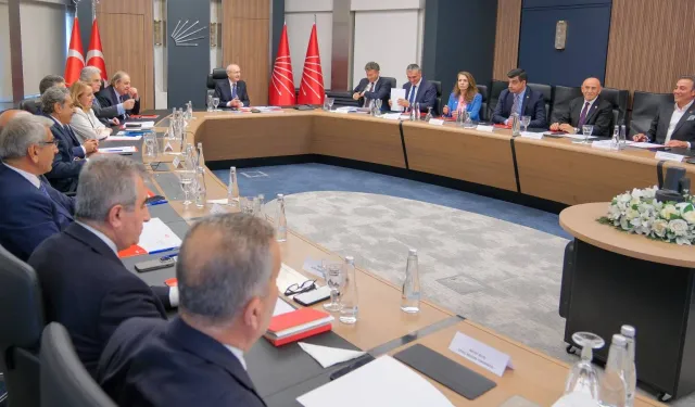 CHP'de 'Mutlak Butlan' Sonrası Kurultay Kararı! Kılıçdaroğlu Yönetimi 833 İmzayı Çöpe Attı, Eylül Ayı İçin Düğme Bastı!