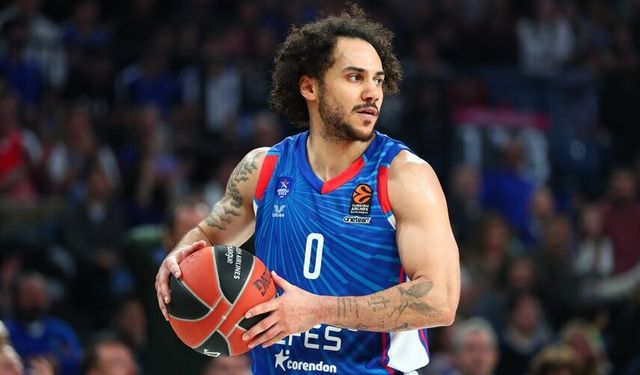 Potada Yılın Transfer Bombası Patladı! Shane Larkin Anadolu Efes’ten Ayrılıp Ezeli Rakibe İmza Atıyor!