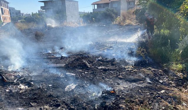 Balıkesir Altıeylül’de Korkutan Yangın! Boş Arsadaki Alevler Mahalleyi Sokağa Döktü: İşte Son Durum: