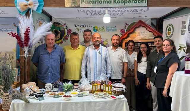 Ayvalık'ta Kadın Emeği Aromaterapi Festivali'nde Öne Çıktı! Yerel Ürünlere Yoğun İlgi