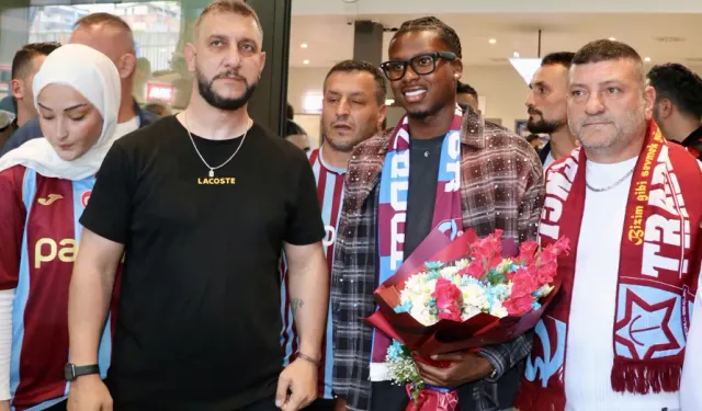 Trabzonspor’un Yeni Sol Beki Sidny Lopes Cabral Geldi! "Kararımda O İsim Etkili Oldu"