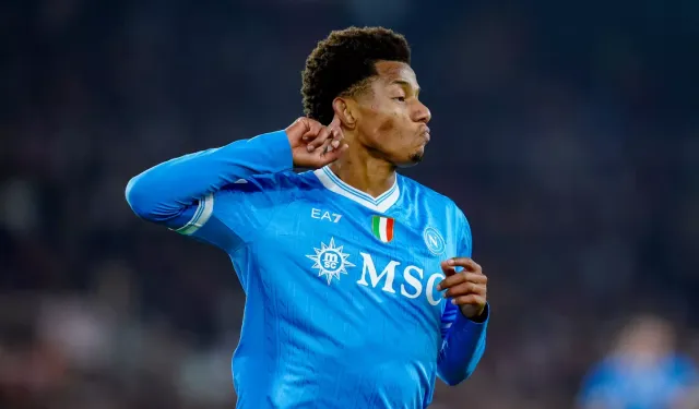 Galatasaray'dan Süper Lig'i Sallayacak Transfer Hamlesi! Napoli'nin Yıldızı David Neres İçin İlk Temas Kuruldu!