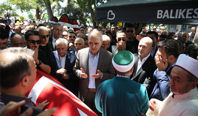 Cemal Öztaylan Bandırma'da son yolculuğuna uğurlandı