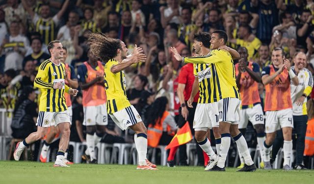 Fenerbahçe Tur Kapısını Araladı! Sturm Graz'ı 2-0'la Geçti!