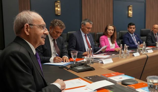 CHP Genel Merkezi'nde Kritik Zirve! Kemal Kılıçdaroğlu Başkanlığında MYK Toplandı!