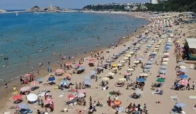 Şile Kaymakamlığı’ndan Son Dakika Deniz Yasağı Kararı! Dalga Boyu Nedeniyle 17 Plaj Hariç Tüm Sahiller Kapatıldı