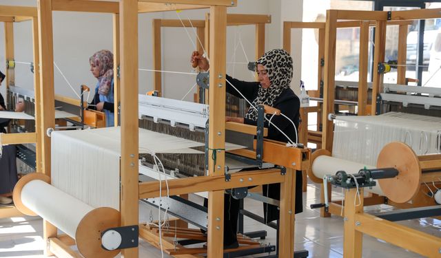 Kenevirden kumaşa, kumaştan istihdama... Gelenek yeniden canlanıyor