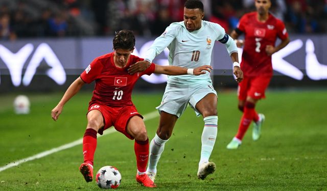 Türkiye - Fransa Maçında Heyecan Dorukta! İlk Yarıda Gol Sesi Çıkmadı!