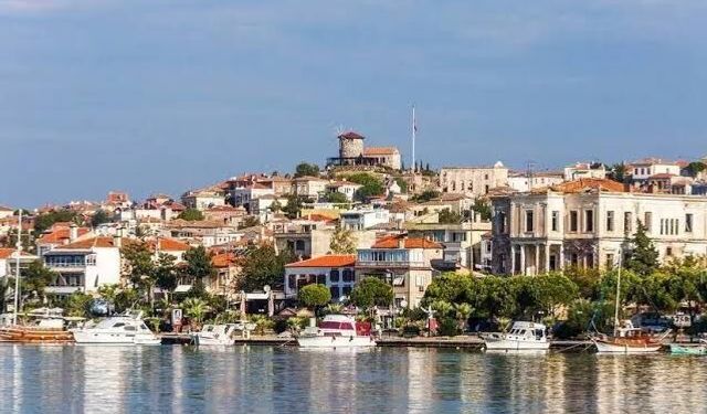 MAVİDEN YEŞİLE, TARİHTEN BUGÜNE: AYVALIK’TAN ASSOS’A KUZEY EGE GEZİ ROTASI