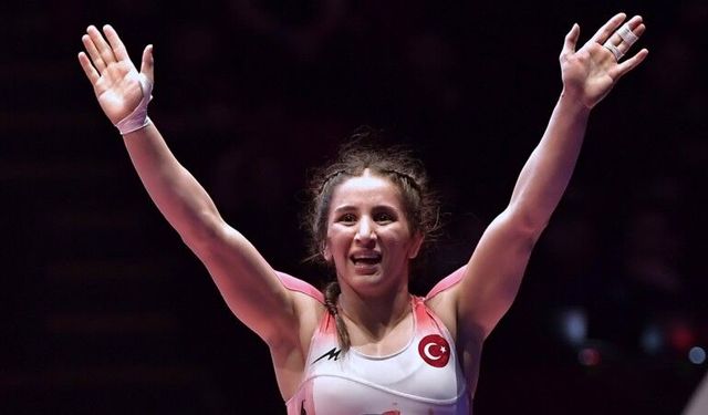 39 SANİYEDE TARİH YAZDI! ZEYNEP YETGİL KAMAL’DAN TÜRKİYE’YE 1000. MADALYA