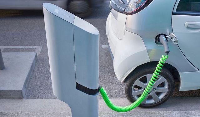 Türkiye Yollarında Sessiz Devrim: Elektrikli Otomobil Sayısı 470 Bini Geçti!