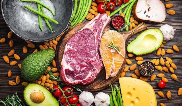 KETO MU, ETÇİL DİYET Mİ? SOFRAYI SADELEŞTİRMEK Mİ, FAKİRLEŞTİRMEK Mİ?