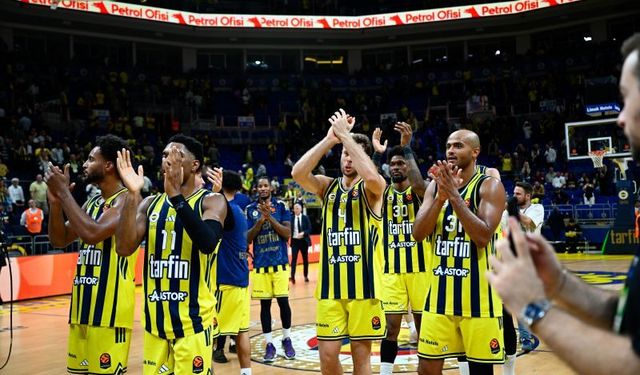 EuroLeague’de Fenerbahçe Tarfin Sezonu Zaferle Açtı: Virtus Bologna Karşısında 78-68'lik Skorla 4 İsim Yıldızlaştı!