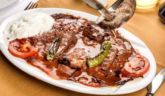 Bursa'da İskender Nerede Yenir? Denemeyi Gerçekten Hak Eden 7 Adres!