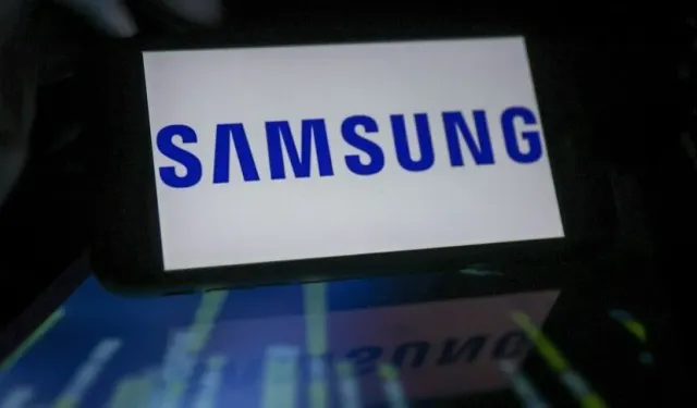 Samsung'dan Kötü Haber: 2 Popüler Telefon ve 2 Akıllı Saatte Güncelleme Desteği Resmen Bitti!