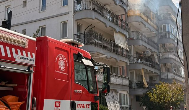 Balıkesir Ayvalık'ta Korkutan Ev Yangını! Ekiplerin Hızlı Müdahalesi Olası Bir Felaketi Son Anda Önledi!