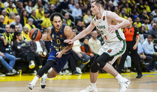 EuroLeague'de Fenerbahçe Fırtınası: Zalgiris Karşısında 99 Sayıyla 4. Galibiyet Geldi!