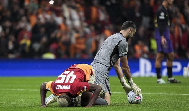 Galatasaray Öne Geçtiği Maçta Tutunamadı! Barcelona'ya 4-1 Mağlup Oldu