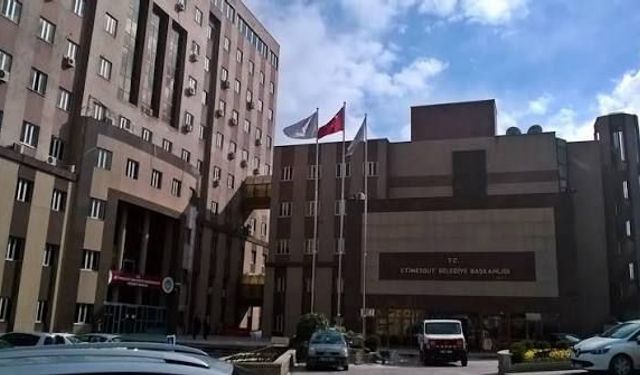 Etimesgut Belediyesi'nde Dev Operasyon: Başkan Yardımcıları Dahil 25 Gözaltı! MASAK Ve Sayıştay Raporları Dosyada
