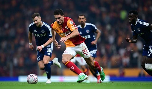Galatasaray Kasımpaşa Maçında Nefes Kesen Muhteşem Zafer: 10 Kişi Kalan Aslan Uzatmalarda 3 Puanı Kaptı!