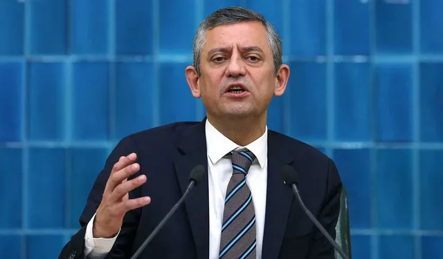 İBB AK Parti'ye mi Geçecek? Özgür Özel'den Dikkat Çeken Yanıt: “Yakacağım Kendimi!”