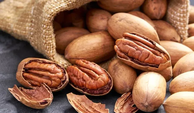 Pikan Cevizi Neden Bu Kadar Konuşuluyor? Faydası Çok... Ama Ne Kadar Yemek Gerekir?