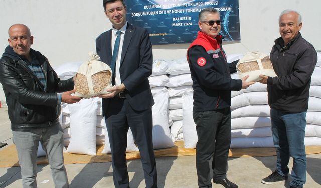 Manyaslı çiftçilere 9 ton 200 kilogram tohumluk nohut dağıtıldı