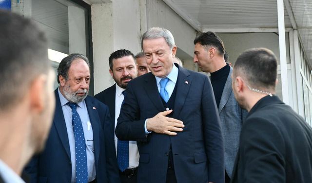 Eski Milli Savunma Bakanı Hulusi Akar Manyas'ı ziyaret etti