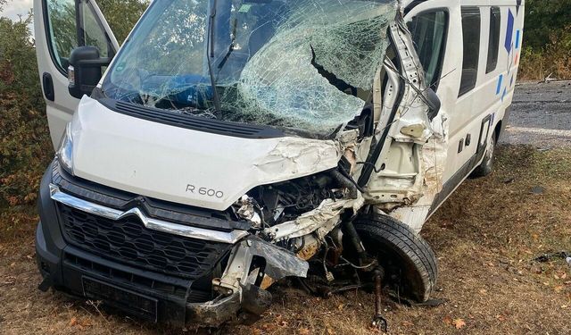 Balya'da korkunç kaza! 8 kişi yaralandı!