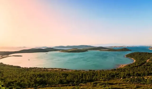 Ayvalık'a gelmişken buraya görmeden dönmeyin... Muhteşem günbatımı manzarası ve hikayesiyle buraya aşık olacaksınız!