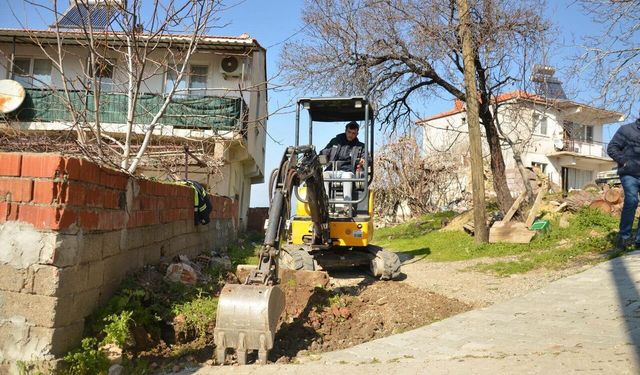 Gömeç’te Yol Tamir ve Onarım Çalışmaları Sürüyor