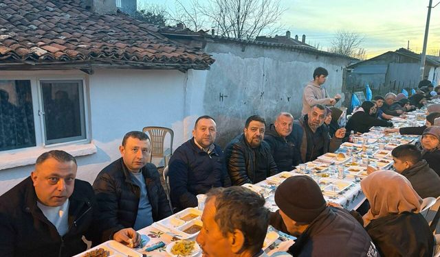 Kepsut’ta Ramazan Coşkusu! Başkan Cankul, İftar Sofrasında Yerini Aldı
