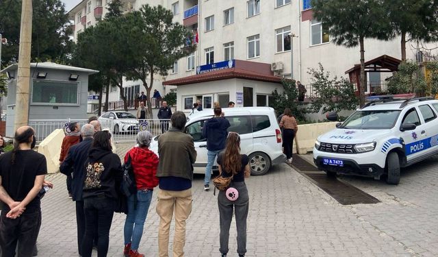 Ayvalık’ta İmamoğlu Eylemlerine Müdahale: 7 Kişi Gözaltına Alındı