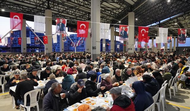 "Birlik, beraberlik ve dayanışma ile Ayvalık Kadar Güzeliz"
