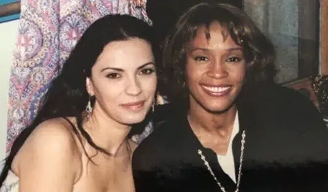 Sosyal Medyanın Gündeminde: Yeşim Salkım Whitney Houston Arkadaşlığı...