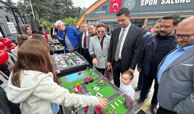 AK Parti Altıeylül’den 23 Nisan’a Özel Dört Etkinlik Birden