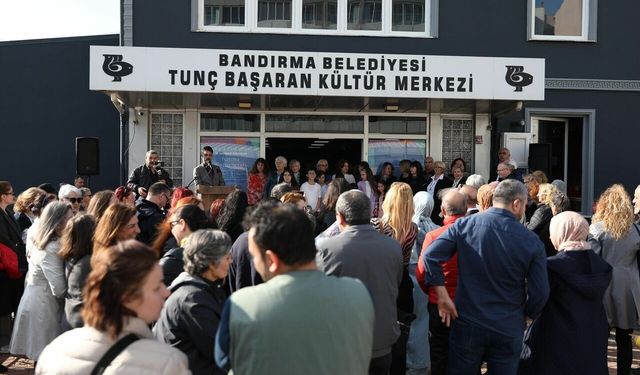 Bandırma’da Sanat Rüzgarı! “Atölye Panormos - İz Bırakan Fırçalar” Resim Sergisi Açıldı