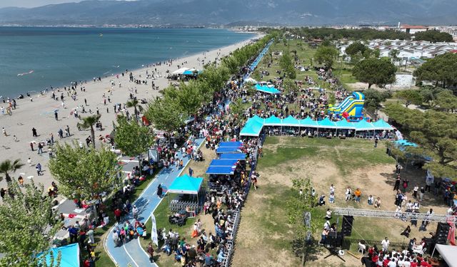 Dalyan Uçurtma Şenliği'nde Pikachu Detayı!