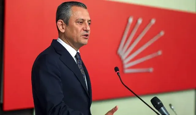 Özgür Özel'den İmamoğlu Açıklaması: "Siyaseti Bırakıyorum!"