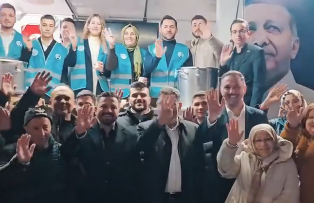 AK Parti bu kez tam kadro Susurluk'taydı