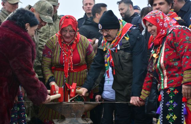 Ormancılık Günü ve Nevruz bir arada... Fidanlar toprakla buluştu
