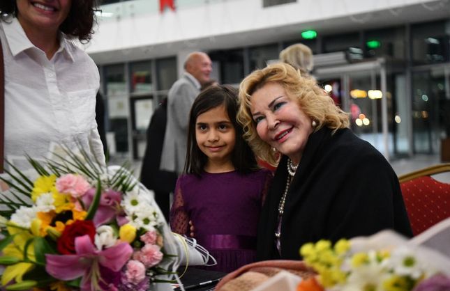 GÜLSİN ONAY'DAN BALIKESİR'DE UNUTULMAZ PİYANO RESİTALİ