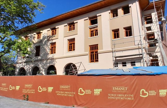 RESTORASYONA DEVAM... ASTSUBAY ORDUEVİ'NDE YENİDEN HAREKETLİLİK