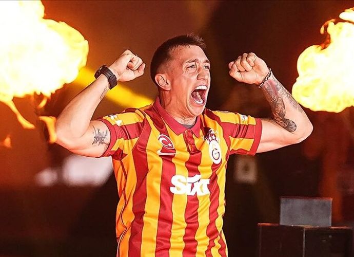 Uruguay'ın Dünya Kupası Kadrosu Açıklandı! Galatasaray'da Şok Gelişme: Torreira Yok, Muslera Var!