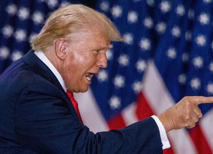 Trump'tan Dünyayı Sarsan Tehdit: "İran'ı Yeniden Bombalarız!"