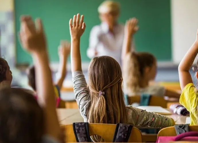 2. Ara Tatil Ne Zaman? 2025-2026 MEB Takvimi Açıklandı! İşte İkinci Dönem Ara Tatil Tarihleri: Ara Tatil Kaldırılacak mı